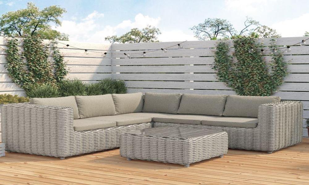 Considerations when buying outdoor furniture